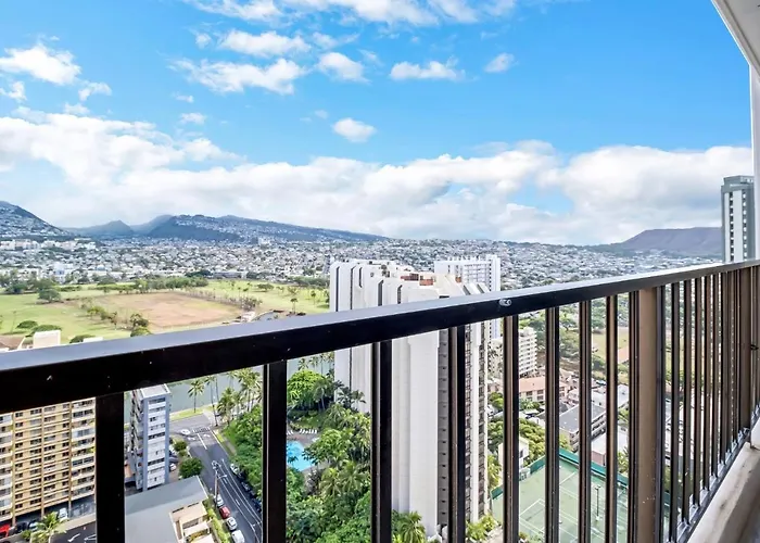 Newly Remodeled - 30Th Floor Suite With Epic Mountain Views Home