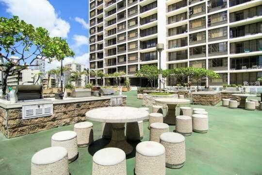 Newly Remodeled - 30th Floor With Epic Mountain Views Apartamento