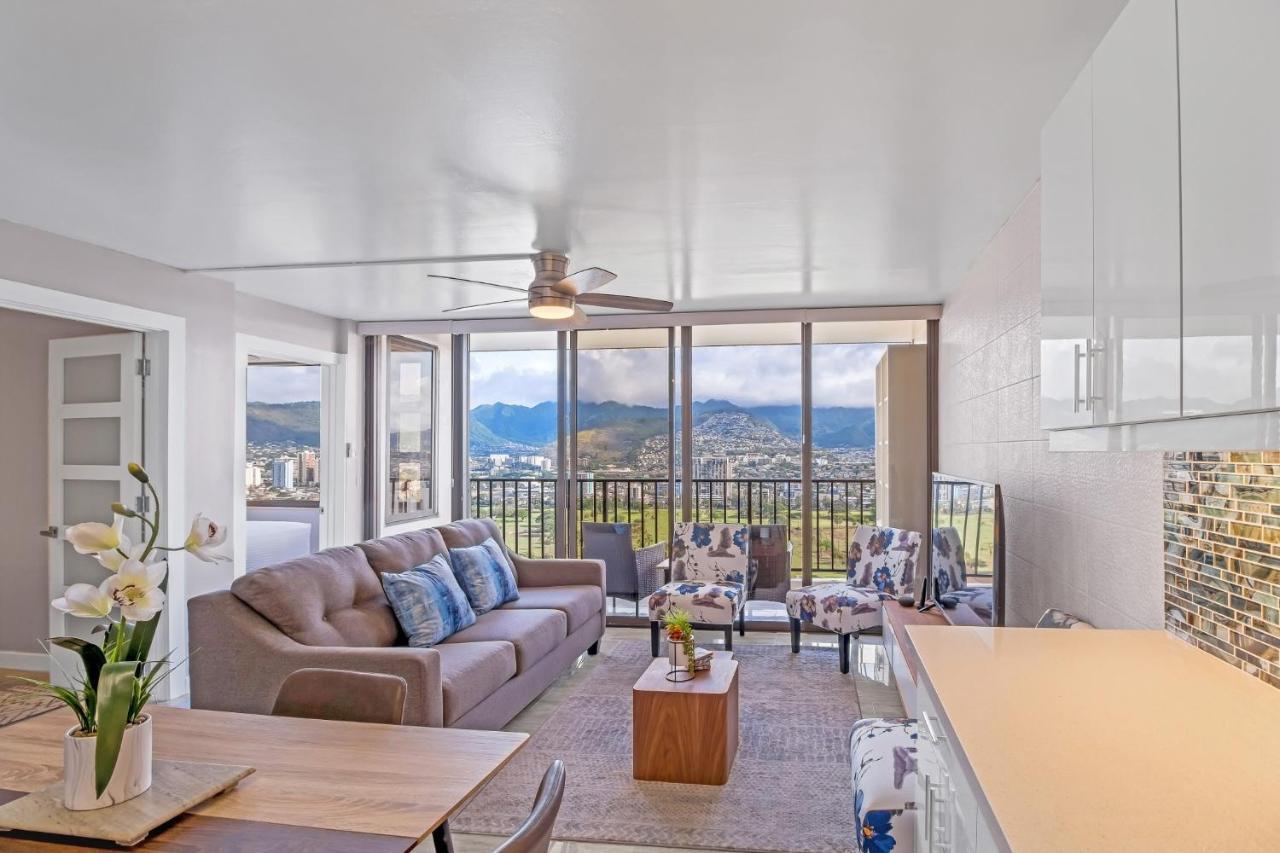 Apartamento Newly Remodeled - 30th Floor With Epic Mountain Views *