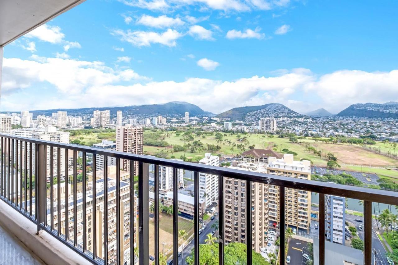 Apartamento Newly Remodeled - 30th Floor With Epic Mountain Views *